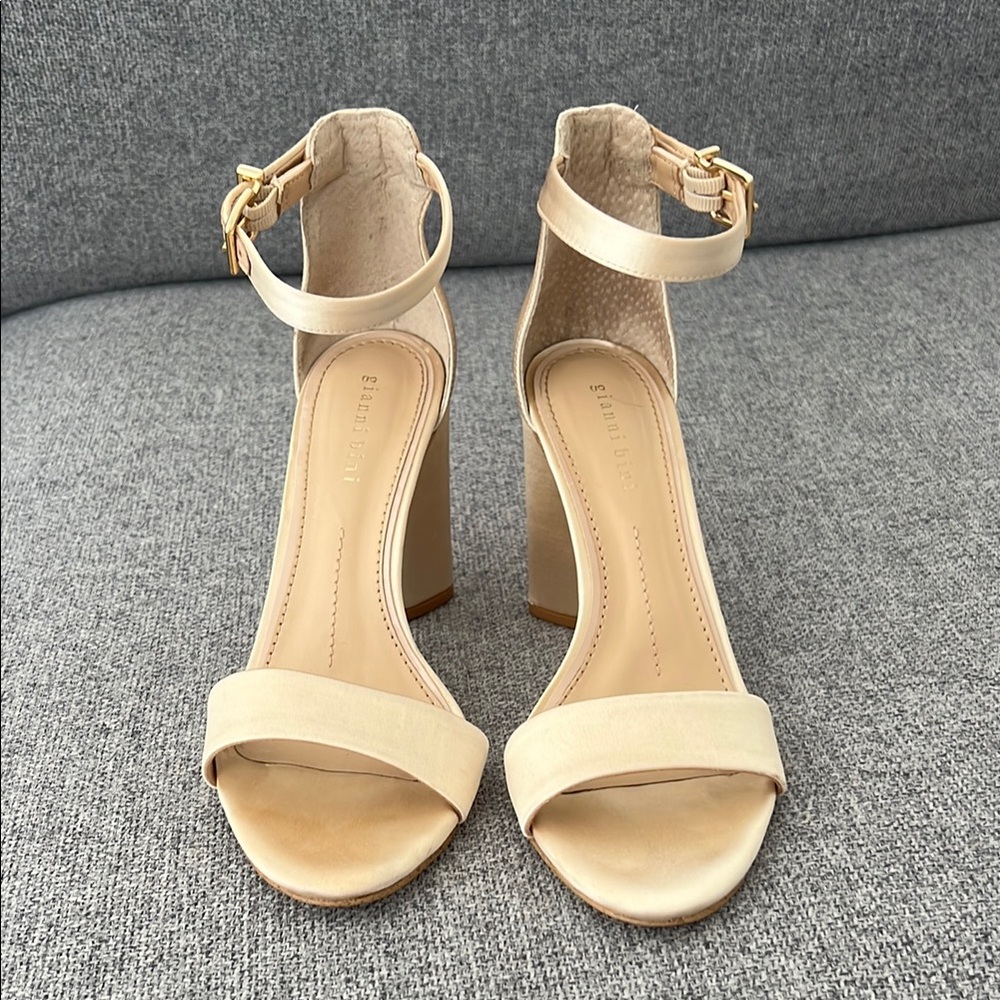 Gianni bini Satin block heel